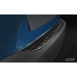 NEREZ Kryt prahu zadných dverí Mazda CX-3