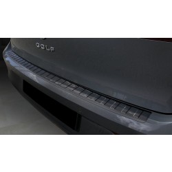 NEREZ Kryt prahu zadných dverí VW Golf VIII čierny