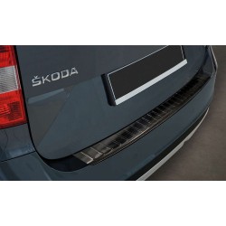 NEREZ Kryt prahu zadných dverí Škoda Yeti 4x4