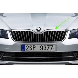 Škoda Superb II facelift - rámik masky OEM