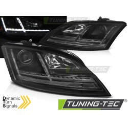 Audi TT 06-10 - predné čierna svetlá s LED svietením a dynamickým blikačom