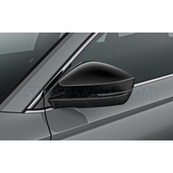 Škoda Karoq - čierne kryty zrkadiel black magic