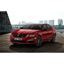 Škoda Octavia III RS facelift - ľavá lišta okolo hmlovky