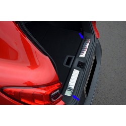 Nerez kryty vnútorného prahu zadných dverí Renault Kadjar