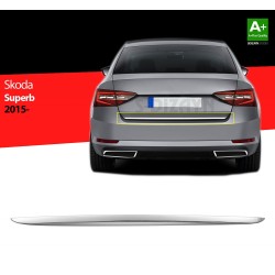 Nerez lišta spodnej hrany zadných dverí Škoda Superb III