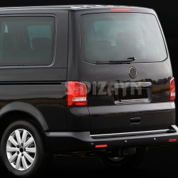 Nerez lišta spodnej hrany zadných dverí Volkswagen T5 Caravelle