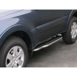 Bočné nerezové nášľapy Mitsubishi Pajero IV 3-dver.