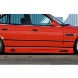 BMW E34 / Rada5 / - Sada bočných prahov s 2 prelismi