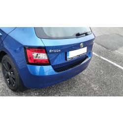 Škoda Fabia III hatchback - ochranný panel zadného nárazníka GLOSSY BLACK