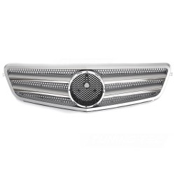 Mercedes triedy C W204 / S204 2007-2014 - Predná maska ​​strieborná s chrómom