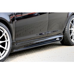Rieger bočný prah mont. strana pravá pro Opel Corsa D 5-dver. vr. faceliftu, r.v. 01/11-, 07/06-12/10, plast ABS bez povrchovej úpravy, s prelisom a výrezom