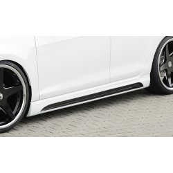 Rieger bočný prah mont. strana pravá pro Seat Leon 5F 5-dver., 5-dver. (ST/Combi), r.v. 10/12-, plast ABS s povrchovou úpravou Carbon-Look, s prelisom a výrezom