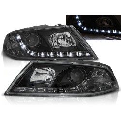 ŠKODA OCTAVIA 04-08 - predné čierna svetlá s LED svietením