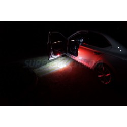 Škoda Superb III - červeno bielo LED osvetlenie dverí